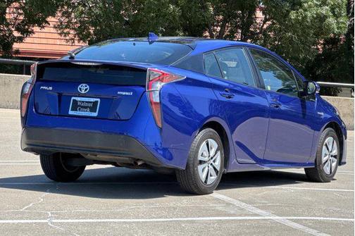 2016 Toyota Prius Four Touring