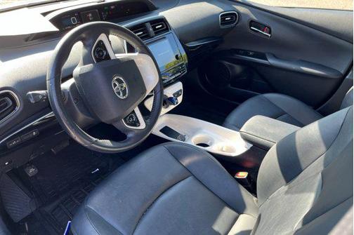 2016 Toyota Prius Four Touring