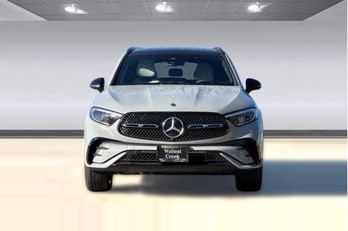 Verde Silver Metallic 2026 Mercedes-Benz GLC 300 4MATIC