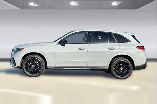 Verde Silver Metallic 2026 Mercedes-Benz GLC 300 4MATIC