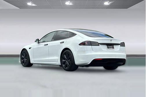 Pearl White Multi-Coat 2022 Tesla Model S Dual Motor All-Wheel Drive