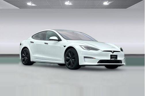 Pearl White Multi-Coat 2022 Tesla Model S Dual Motor All-Wheel Drive