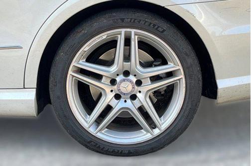 2013 Mercedes-Benz E-Class 4MATIC