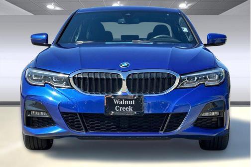 2022 BMW 330e Base