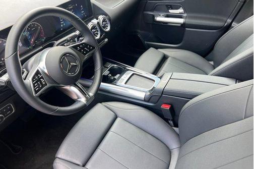 2025 Mercedes-Benz GLA 250 4MATIC