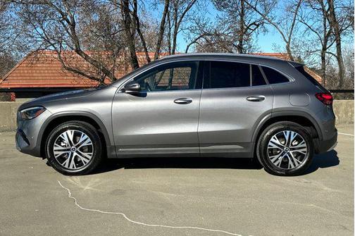 2025 Mercedes-Benz GLA 250 4MATIC