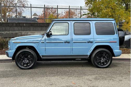 MANUFAKTUR China Blue 2026 Mercedes-Benz G-Class G 580e