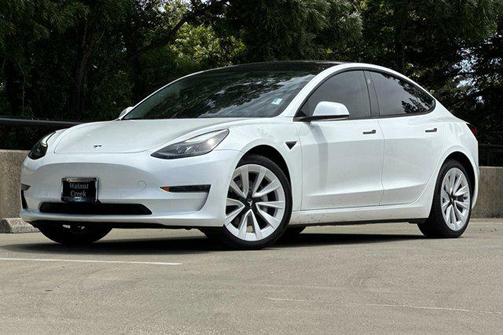 2022 Tesla Model 3 Standard Range