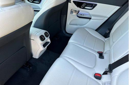 2025 Mercedes-Benz GLC 350e Base