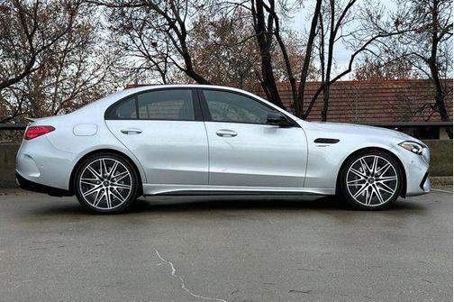 2024 Mercedes-Benz AMG C 63 S E Performance