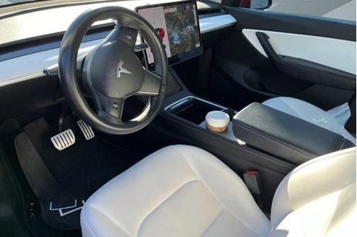 2022 Tesla Model Y Performance Dual Motor All-Wheel Drive
