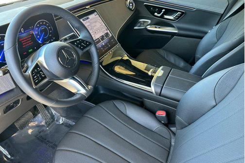 2026 Mercedes-Benz EQE 320 320