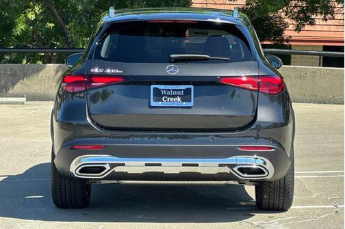 2025 Mercedes-Benz GLC 350e Base