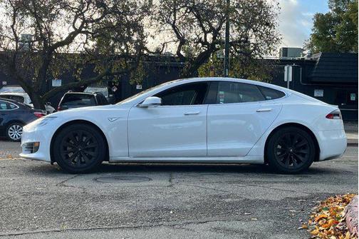 2016 Tesla Model S 75