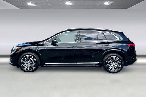 Black 2026 Mercedes-Benz EQS 400 400