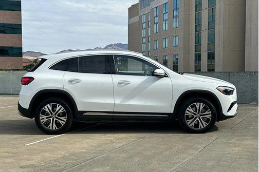 2025 Mercedes-Benz GLA 250 Base
