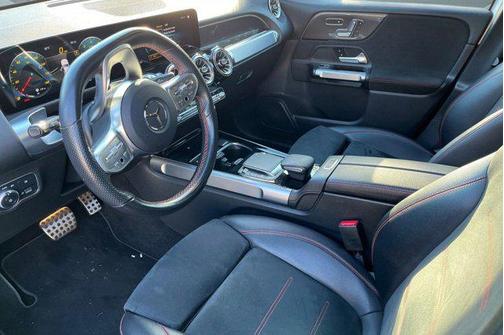 2022 Mercedes-Benz GLB 250 Base