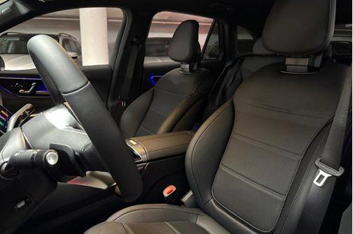 2026 Mercedes-Benz GLC 300 Base