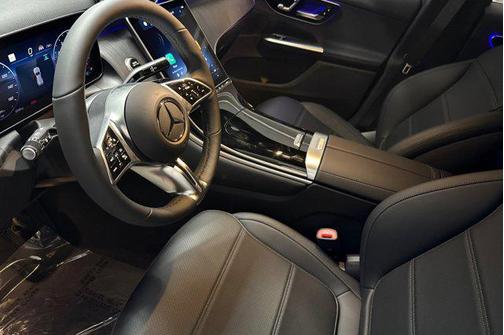 2026 Mercedes-Benz GLC 300 Base