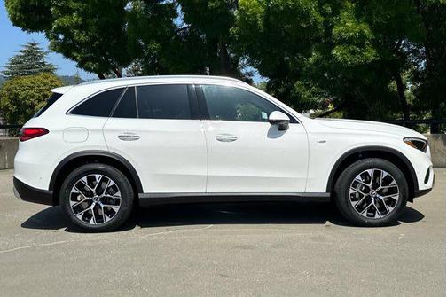 2025 Mercedes-Benz GLC 350e Base