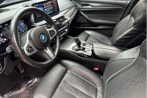 2022 BMW 530e Base