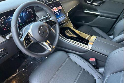 2025 Mercedes-Benz GLC 350e Base