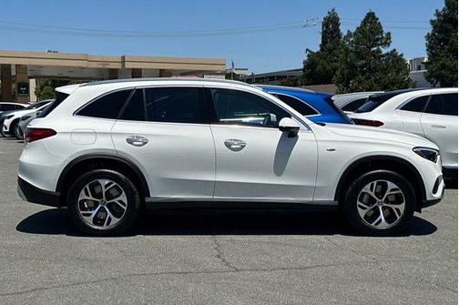 2025 Mercedes-Benz GLC 350e Base