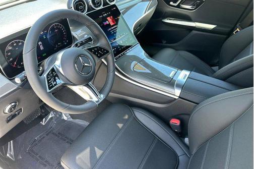 2025 Mercedes-Benz GLC 350e Base
