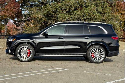 2025 Mercedes-Benz AMG GLS 63 Base