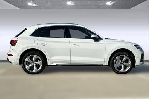 2021 Audi Q5 45 Prestige