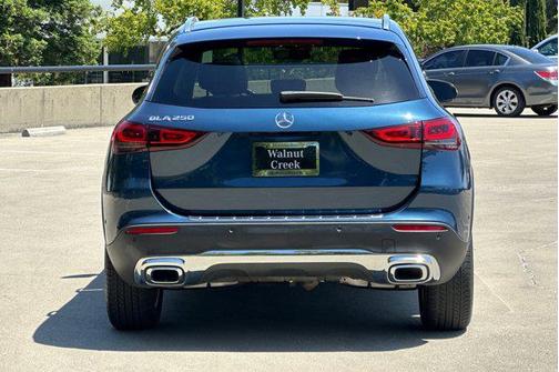 2021 Mercedes-Benz GLA 250 Base 4MATIC