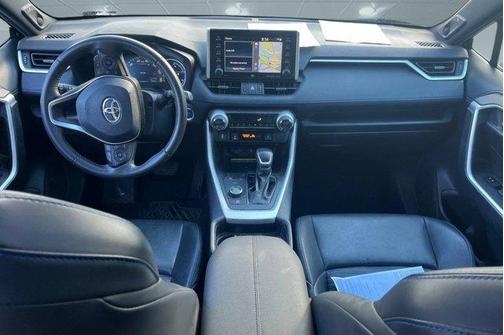 2020 Toyota RAV4 Hybrid SE