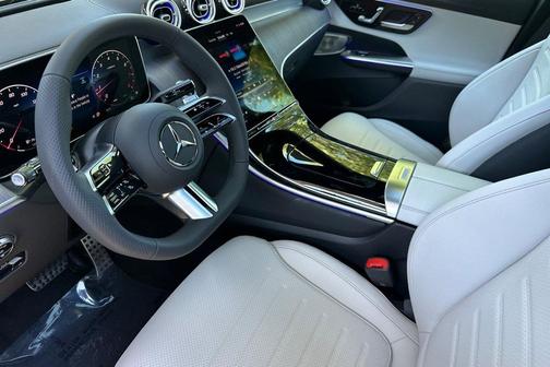 MANUFAKTUR exclusive graphite grey magno 2026 Mercedes-Benz GLC 300 4MATIC Coupe