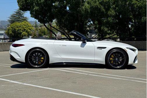 2023 Mercedes-Benz AMG SL 63 Base