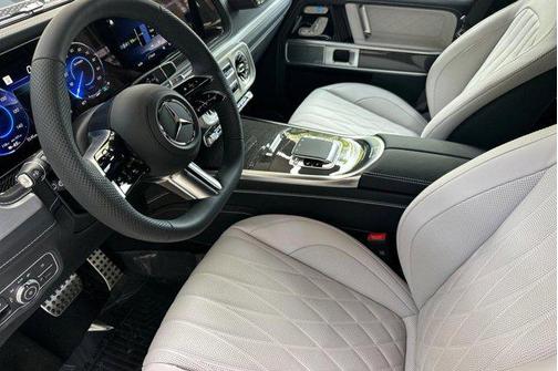 MANUFAKTUR Desert Sand non-metallic 2026 Mercedes-Benz G-Class G 580e