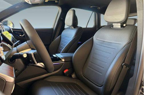 2025 Mercedes-Benz GLC 350e Base