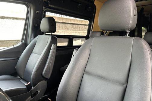 2021 Mercedes-Benz Sprinter 2500 Standard Roof