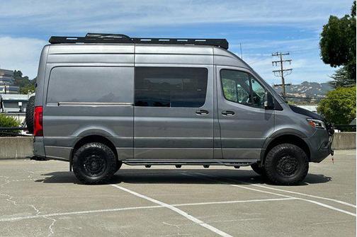 2021 Mercedes-Benz Sprinter 2500 Standard Roof
