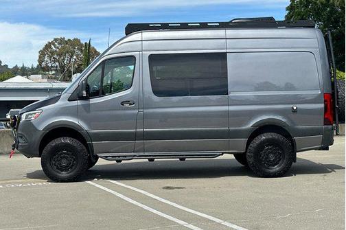 2021 Mercedes-Benz Sprinter 2500 Standard Roof