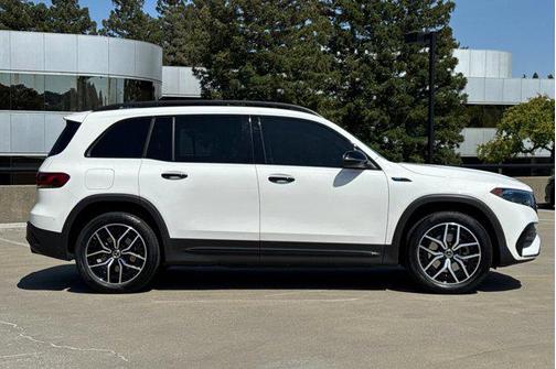 2022 Mercedes-Benz EQB 300 4MATIC
