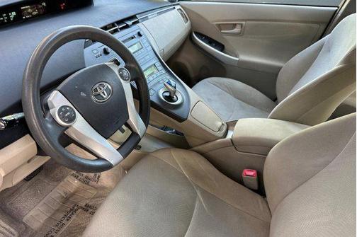 2010 Toyota Prius II