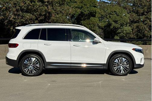 2025 Mercedes-Benz EQB 250 Base