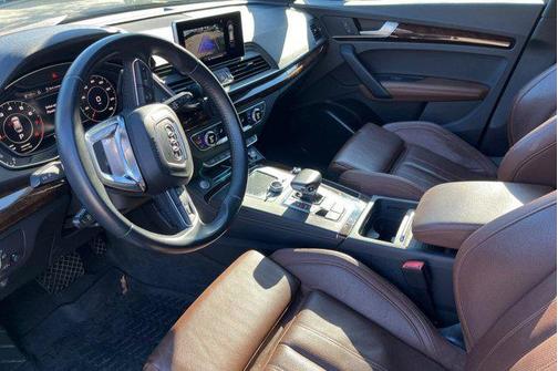 2020 Audi Q5 45 Premium Plus