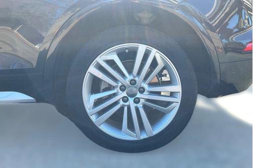 2020 Audi Q5 45 Premium Plus