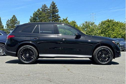 2025 Mercedes-Benz GLC 350e Base