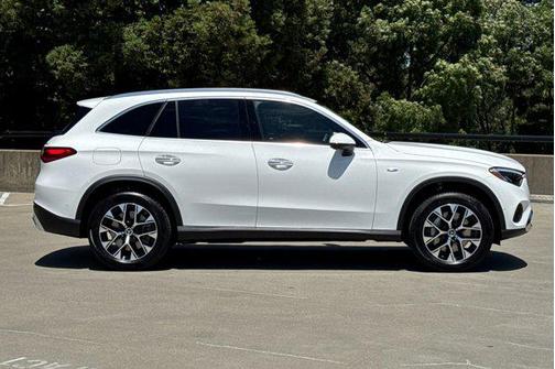2025 Mercedes-Benz GLC 350e Base