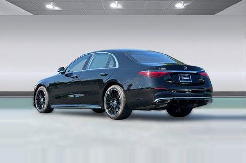 Obsidian Black Metallic 2026 Mercedes-Benz S-Class 4MATIC