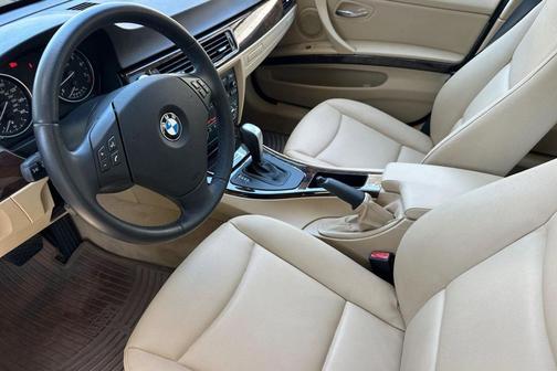 White 2008 BMW 328 328i