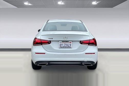 Digital White Pearl Metallic 2019 Mercedes-Benz A-Class A 220