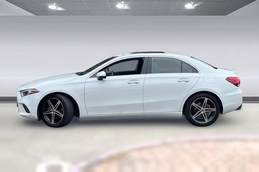 Digital White Pearl Metallic 2019 Mercedes-Benz A-Class A 220